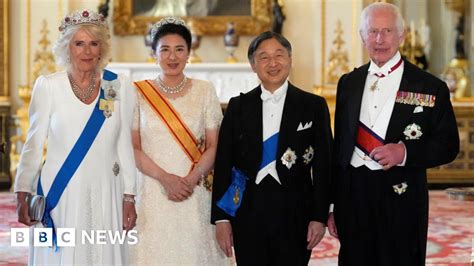 g-queen video|Gifts and displays as Japan's emperor visits Buckingham Palace.